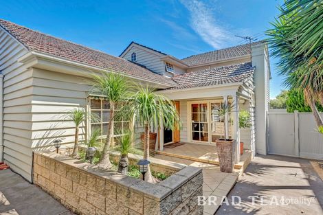 Property photo of 7 Glenview Road Strathmore VIC 3041