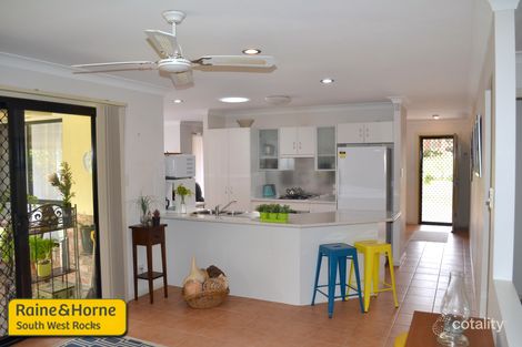 Property photo of 39 Dennis Crescent South West Rocks NSW 2431