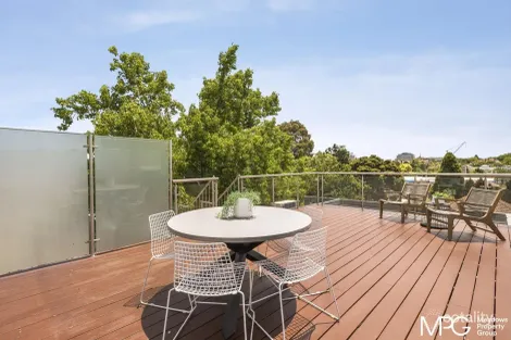 11/4 Lambert Rd, Toorak, VIC 3142