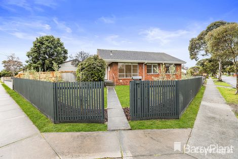 Property photo of 1 Longleaf Street Frankston North VIC 3200