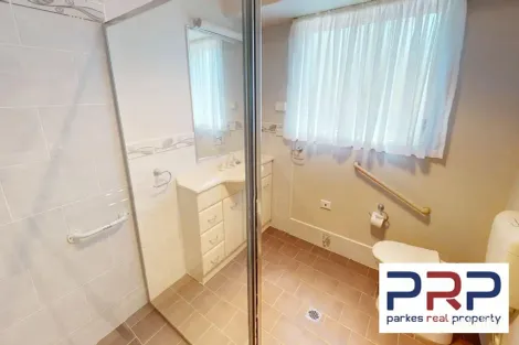 Property photo of 8 Flinders Street Parkes NSW 2870