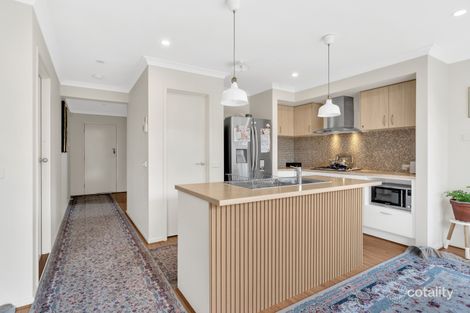 Property photo of 24 Pioneer Way Officer VIC 3809