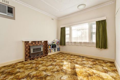 Property photo of 46 Hyde Street Seddon VIC 3011