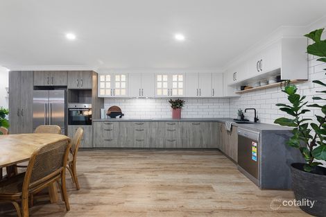 Property photo of 17 Jacana Crescent Flinders View QLD 4305