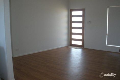 Property photo of 4/22 Summer Red Court Blackwater QLD 4717