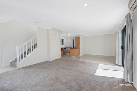 Property photo of 2/36 View Street Wooloowin QLD 4030