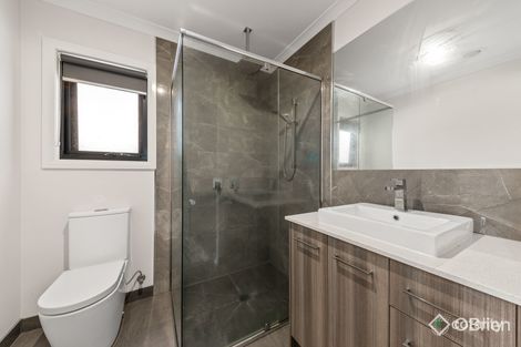 Property photo of 9 Romulus Crescent Cranbourne West VIC 3977