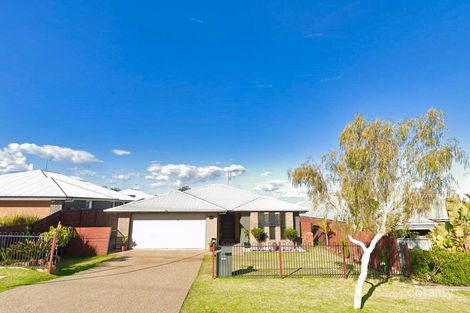 180 Kearney St, Kearneys Spring, QLD 4350