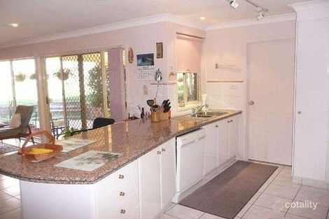 Property photo of 6 Willowin Close Green Point NSW 2251