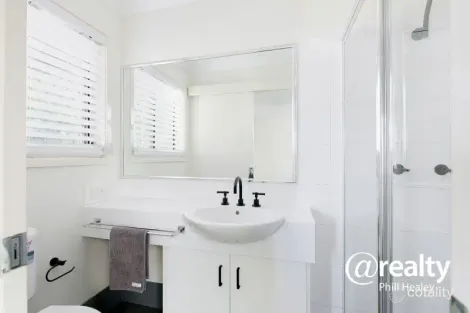 Property photo of 4/56 Fleet Drive Kippa-Ring QLD 4021