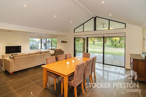 Property photo of 4 Fermoy Court Dunsborough WA 6281