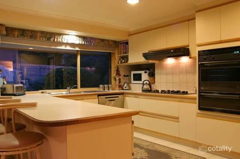 Property photo of 6 Kerry Close Berwick VIC 3806