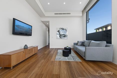 31 Mulvihill Cres, Denham Court, NSW 2565