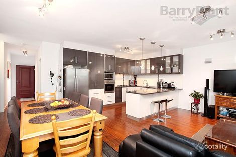 3/14 Haywood Gr, Melton West, VIC 3337