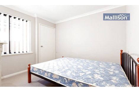 Property photo of 16/11 Hazlett Way Canning Vale WA 6155