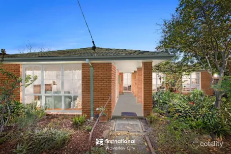 16 Kooringa Cres, Wheelers Hill, VIC 3150