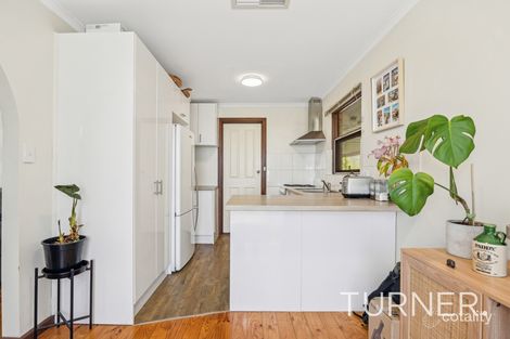 Property photo of 17 Warawee Place Hallett Cove SA 5158