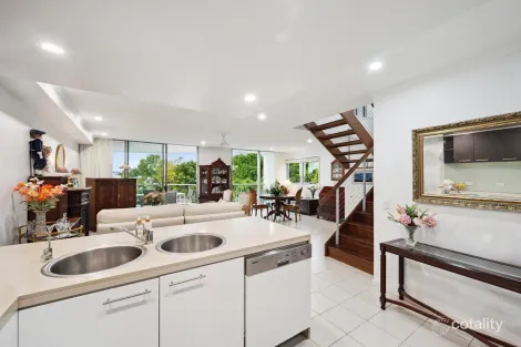 Property photo of 3/159-171 Shingley Drive Cannonvale QLD 4802