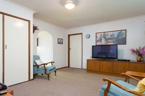 Property photo of 21 Jasmin Crescent Lake Albert NSW 2650