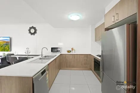 205/32 Chamberlain St, Campbelltown, NSW 2560