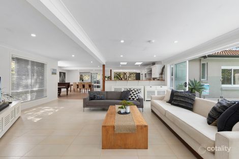 Property photo of 129 Avalon Parade Avalon Beach NSW 2107
