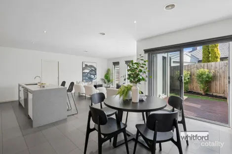 Property photo of 2/7 Churchill Avenue Newtown VIC 3220