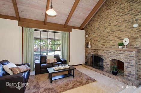 Property photo of 21 Alana Court Wantirna South VIC 3152