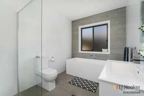 Property photo of 96 Norman Street Prospect NSW 2148