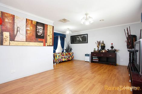 Property photo of 13 Arnica Close Hampton Park VIC 3976