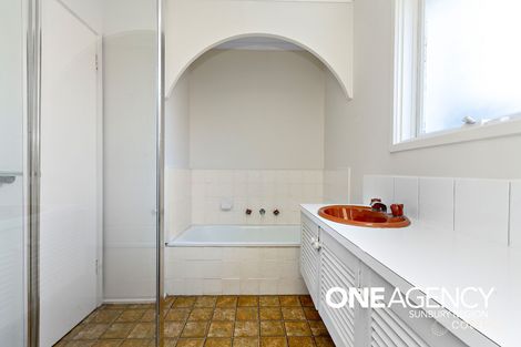 Property photo of 37 Burke Road Sunbury VIC 3429