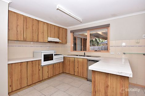 Property photo of 111 Kingsclere Avenue Keysborough VIC 3173