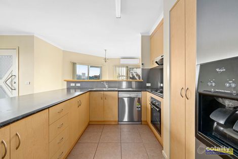 Property photo of 1 Banksia Court Lakes Entrance VIC 3909