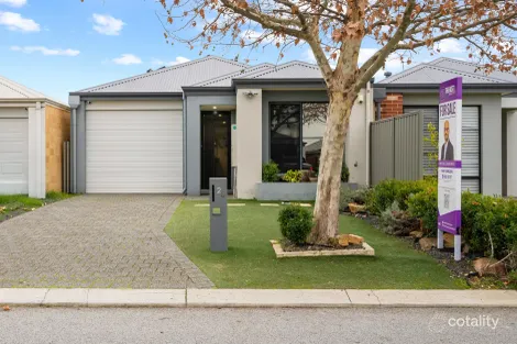 Property photo of 28 Carbeen View Piara Waters WA 6112