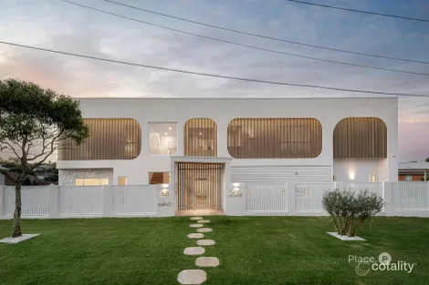 Property photo of 68 Burn Street Camp Hill QLD 4152