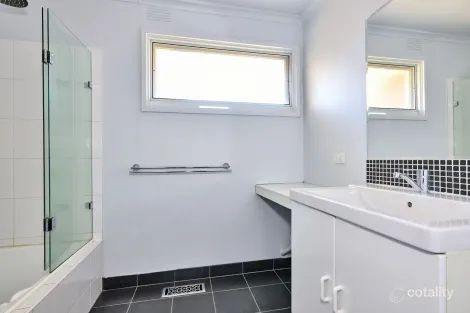 Property photo of 46 Thomas Street Croydon South VIC 3136
