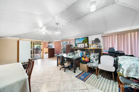 Property photo of 4 Fonda Place Glendenning NSW 2761