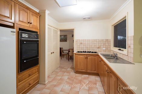 Property photo of 25 Vella Court Springvale South VIC 3172