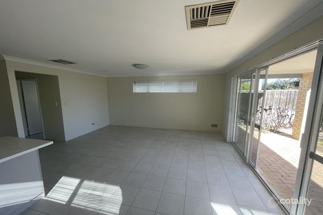 Property photo of 10 Sugarbush Way Yanchep WA 6035