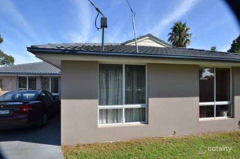 Property photo of 10 Hobsons Place Dingley Village VIC 3172