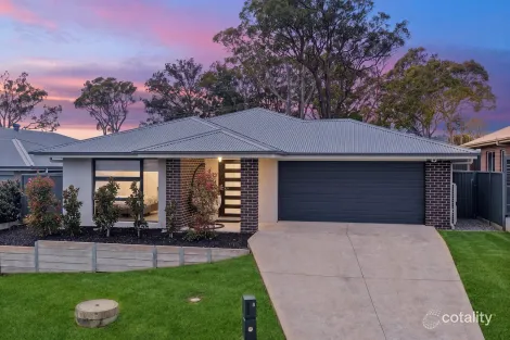 8 Gerbera Cl, Hamlyn Terrace, NSW 2259