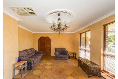 Property photo of 79 Shillington Way Thornlie WA 6108