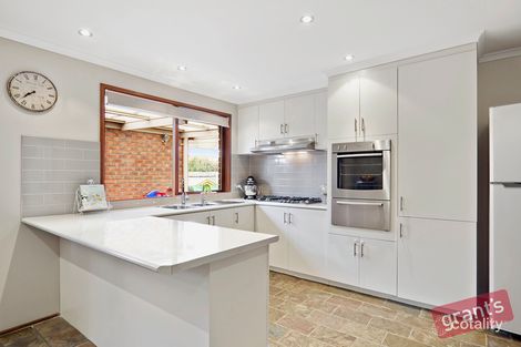 Property photo of 5 Margarita Close Berwick VIC 3806