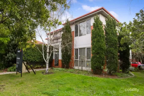 Property photo of 11 Canberra Parade Port Melbourne VIC 3207