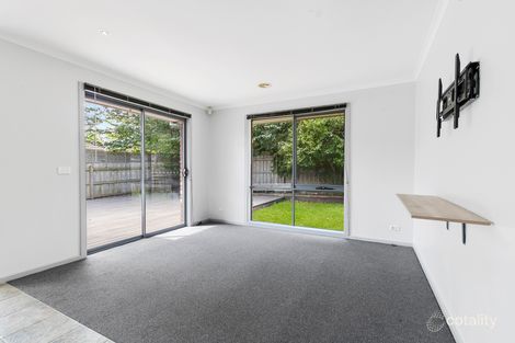 Property photo of 82 Oberon Drive Carrum Downs VIC 3201