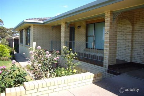 Property photo of 37 Renown Avenue Victor Harbor SA 5211