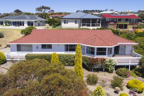 Property photo of 11 Clive Avenue Encounter Bay SA 5211