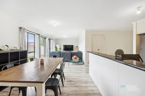 Property photo of 3 Acacia Road Morphett Vale SA 5162