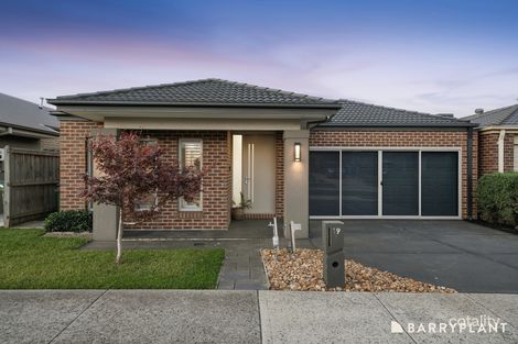 19 Verve Cct, Cranbourne West, VIC 3977