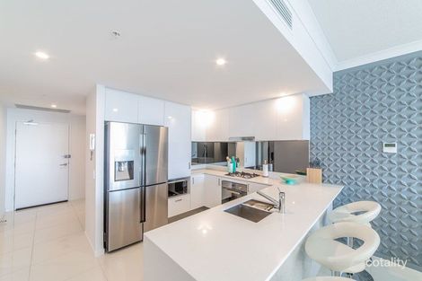 Property photo of 2802/5 Harbour Side Court Biggera Waters QLD 4216