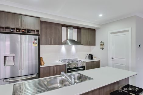 Property photo of 25 Birchmore Road Wollert VIC 3750